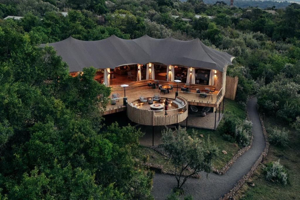 Pearl Mara, Maasai Mara
