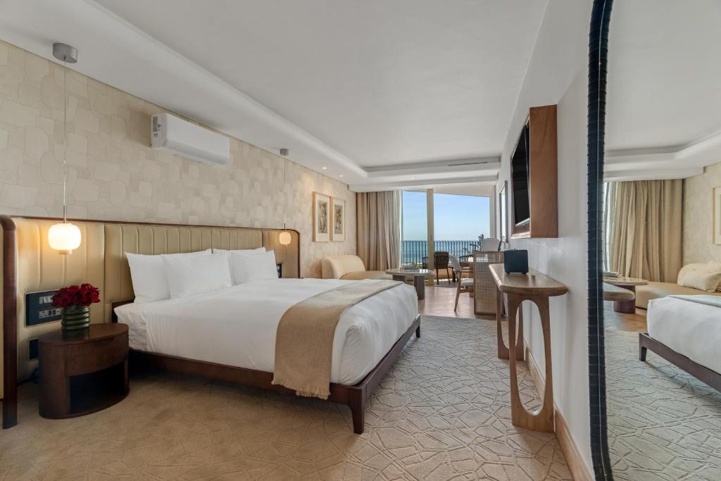 The Cole, Cape Town