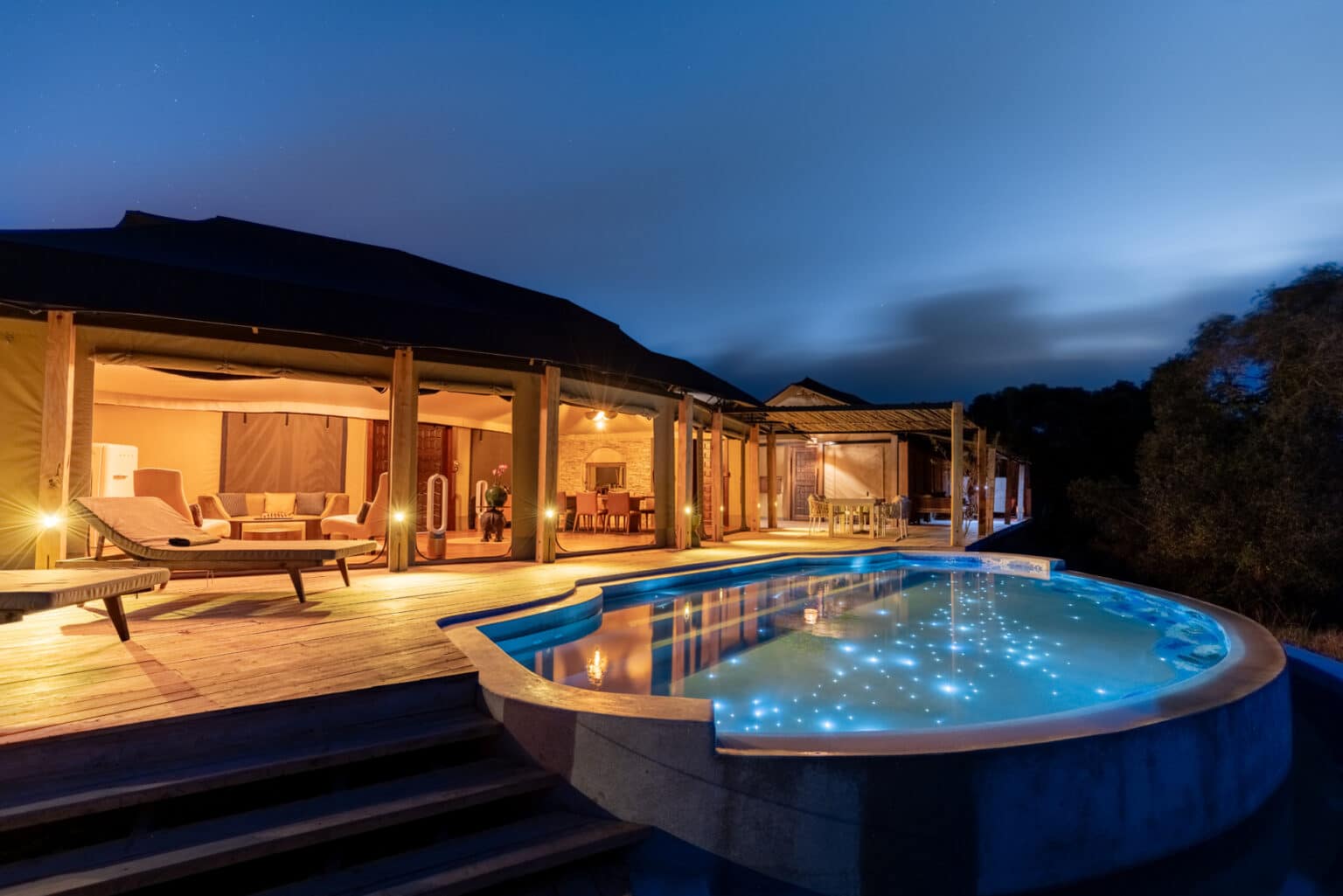 Ishara Mara river facing luxury suite on the Talek River inside the Masai Mara National Reserve