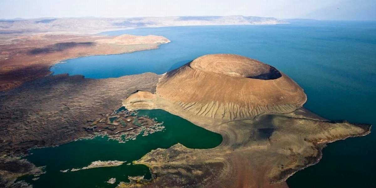 Lake Turkana and the Suguta Valley from a helicopter