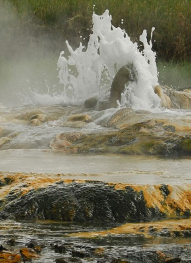 8-days-magical-uganda-safari-tour6